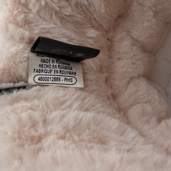 NEW Women's Moon Boot Icon Yeti Mid Faux Fur Winter Snow Boots - Picture 15 of 16